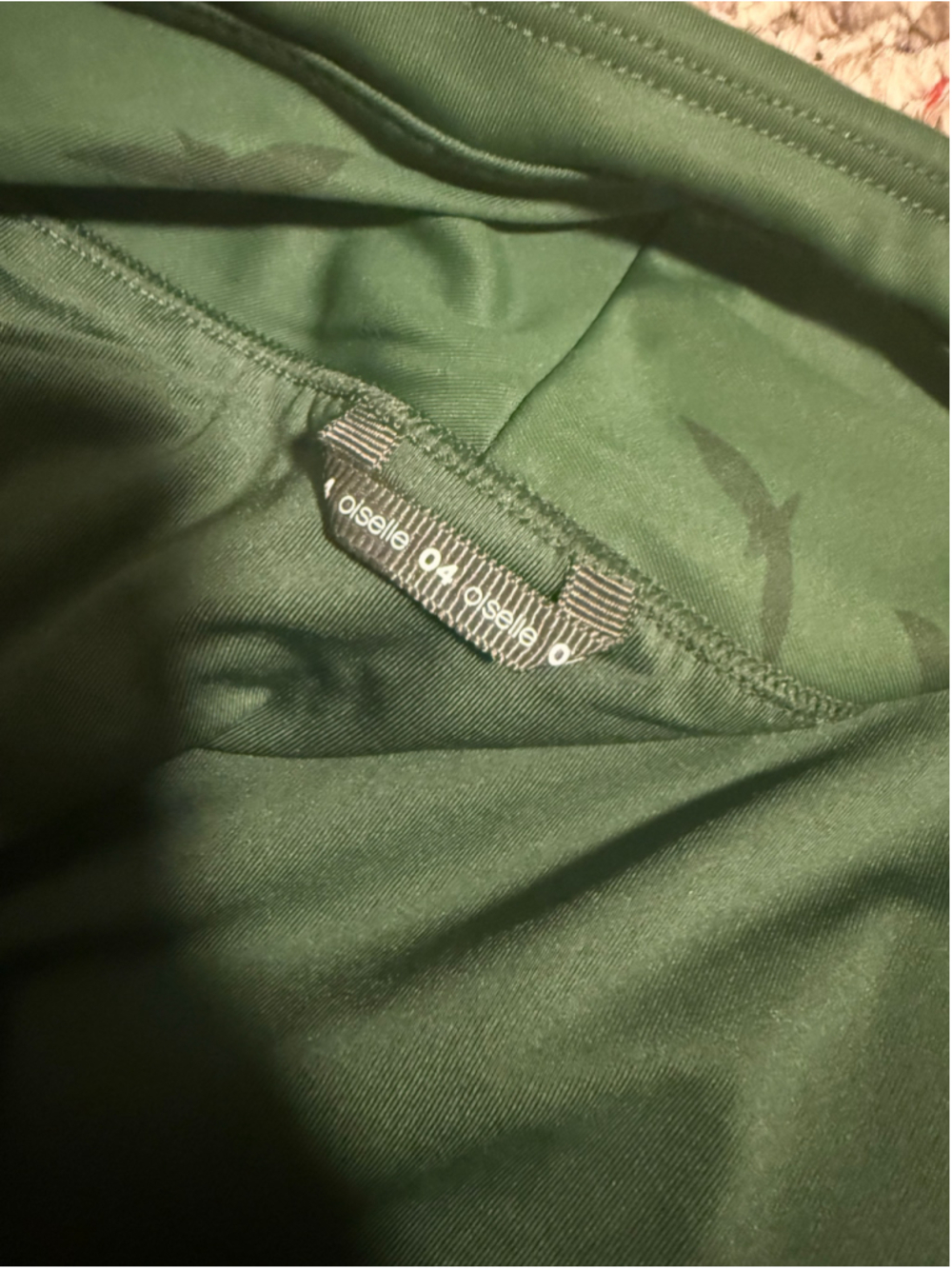 Oiselle W ROGA SHORT LUSH Green 6”- Size 4 - Picture 9 of 16